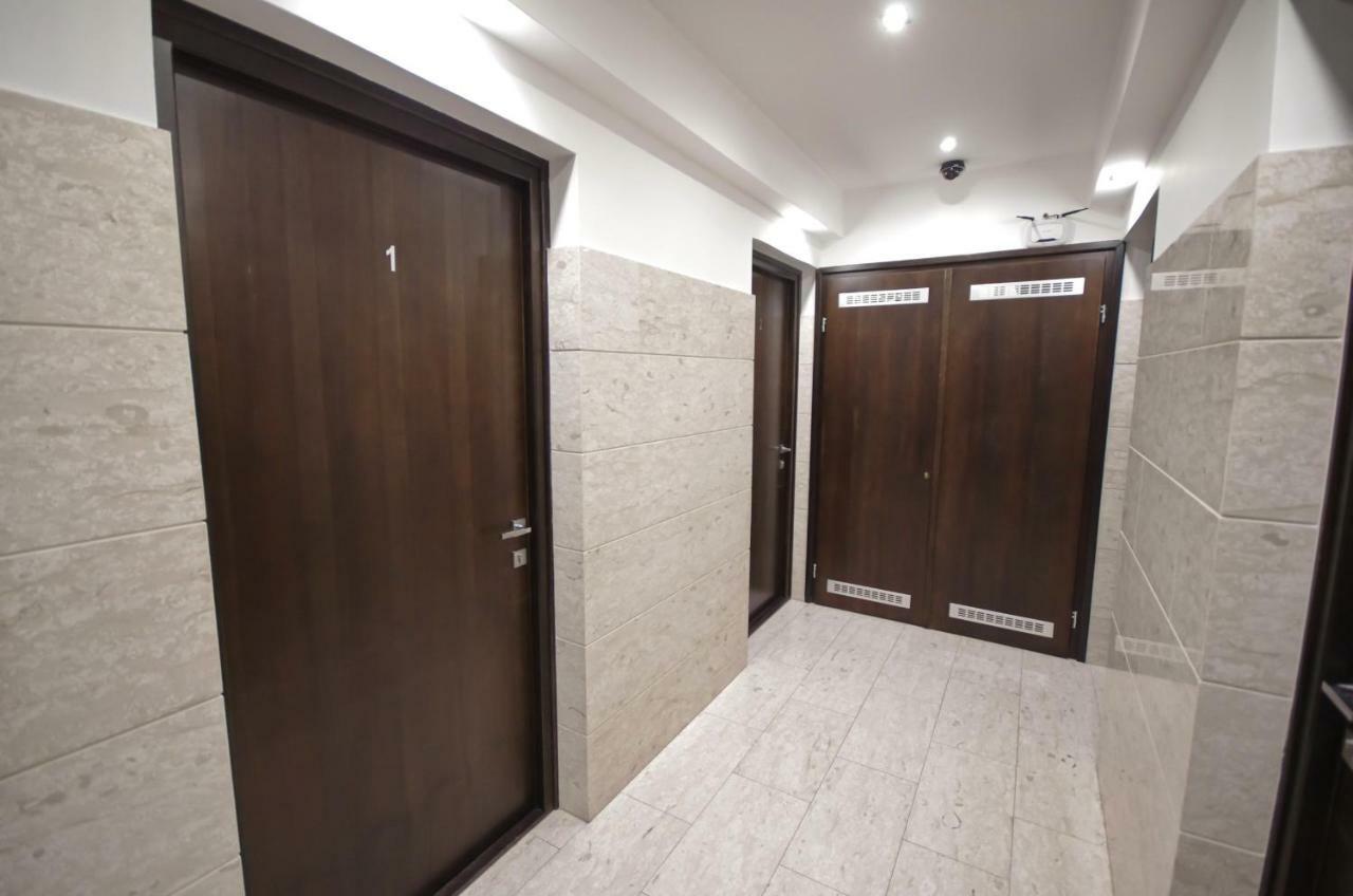Royal Residence Apartments Gyula Exterior photo