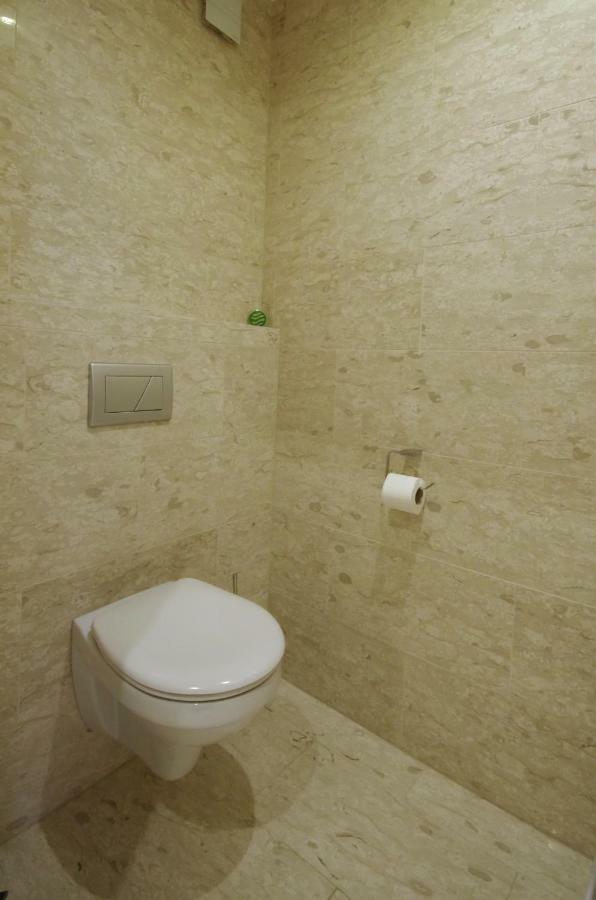 Royal Residence Apartments Gyula Exterior photo